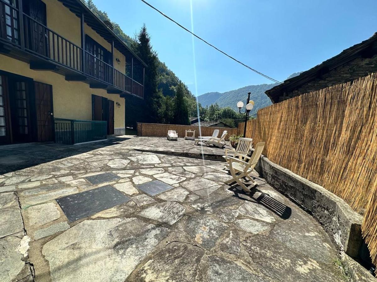 Baita Pressi Gran Paradiso Sparone Exteriér fotografie